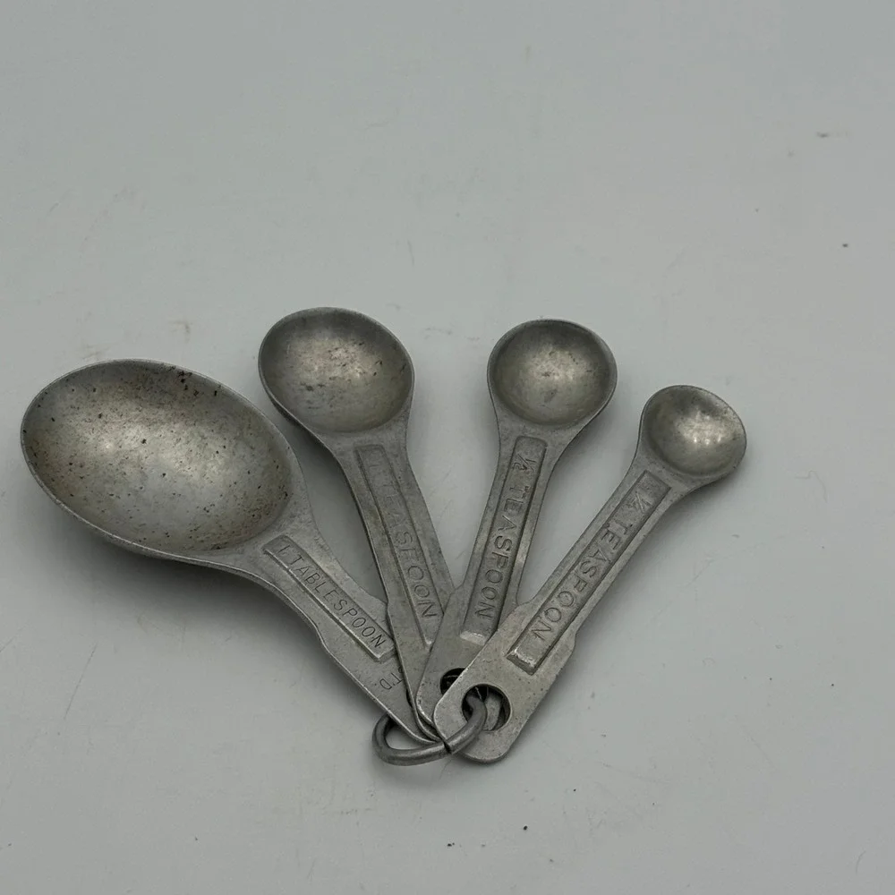 Vintage Aluminum Measuring Spoons Set 4 Piece Metal Nesting Kitchen Tools Silver